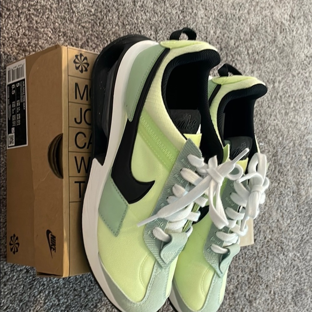 NIKE AIR MAC PRE DAY